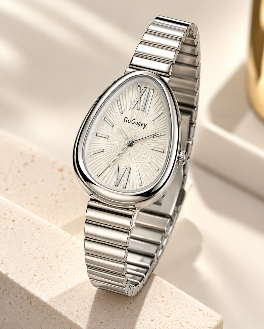 O.G Gogoey Female Chain Watch